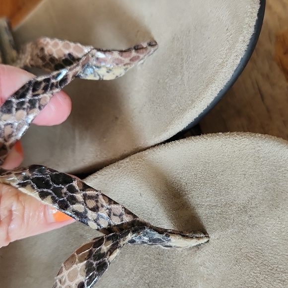 Vionic Jaya Strappy Faux Python Buckle Accent Slide Sandals sz 9 - Picture 14 of 16